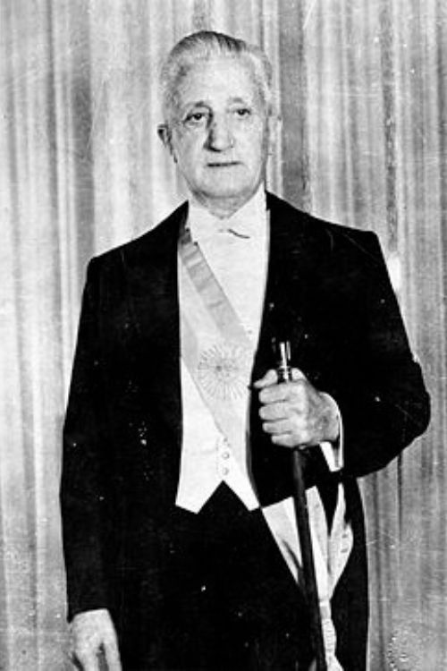 Arturo Illia backdrop