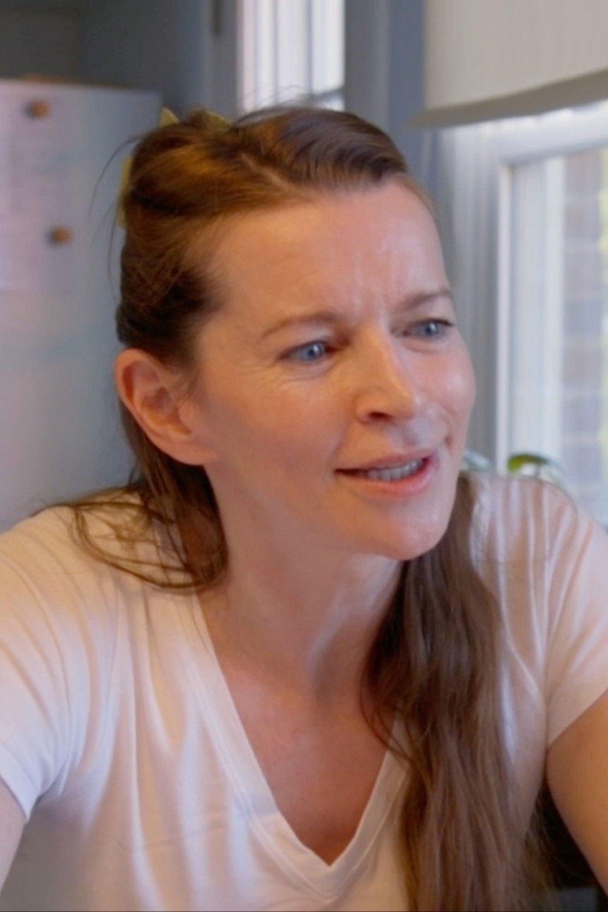 Julia Robertson backdrop