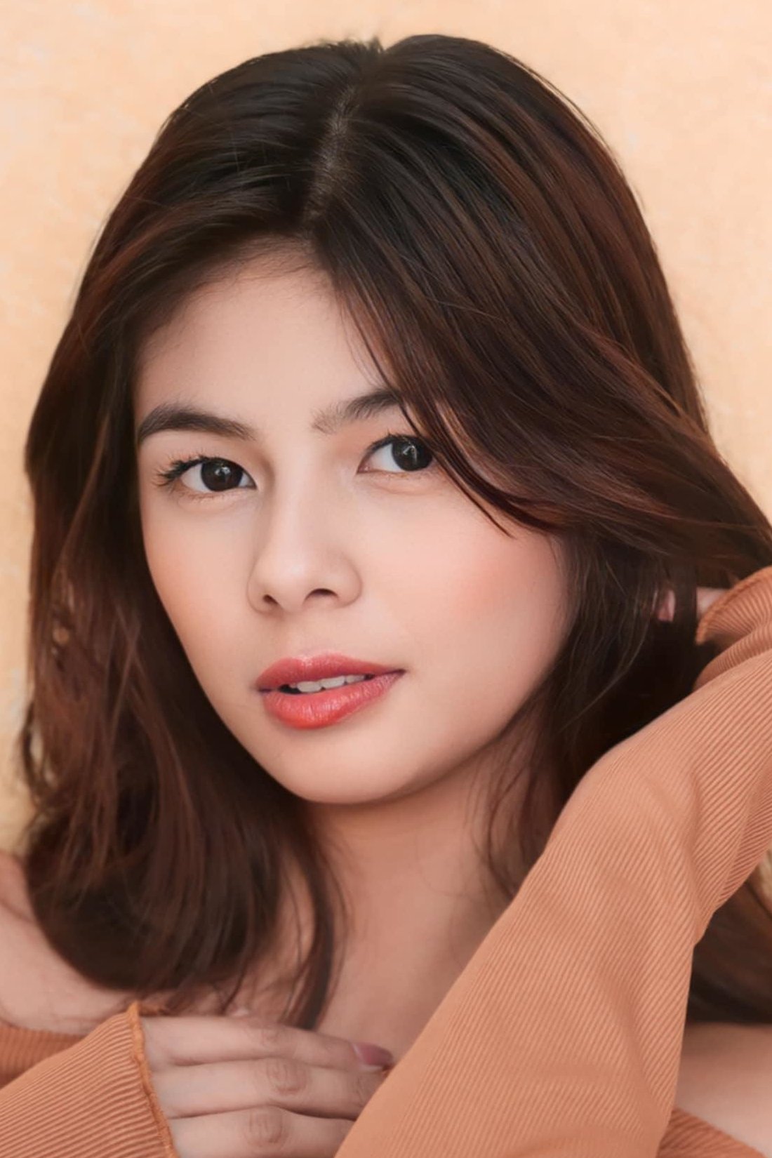 Ashley Lopez backdrop