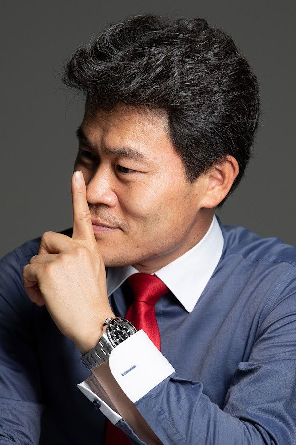 Jeon Han-gil backdrop