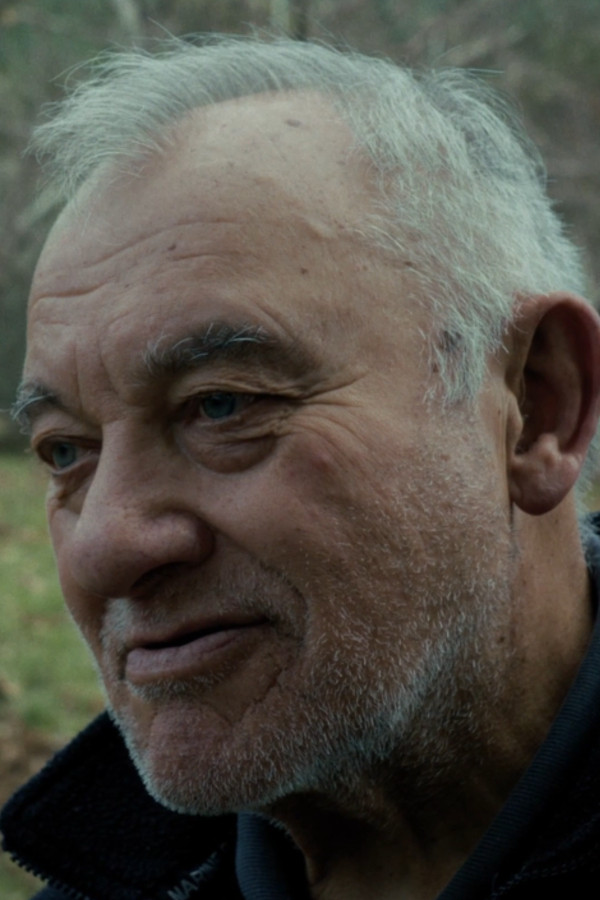 Miguel Ramos backdrop