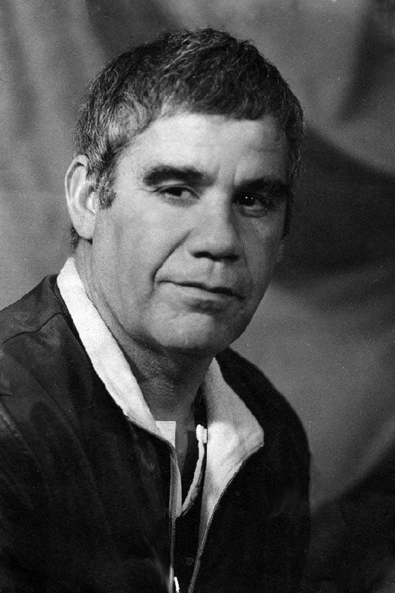 Sid Ali Kouiret backdrop