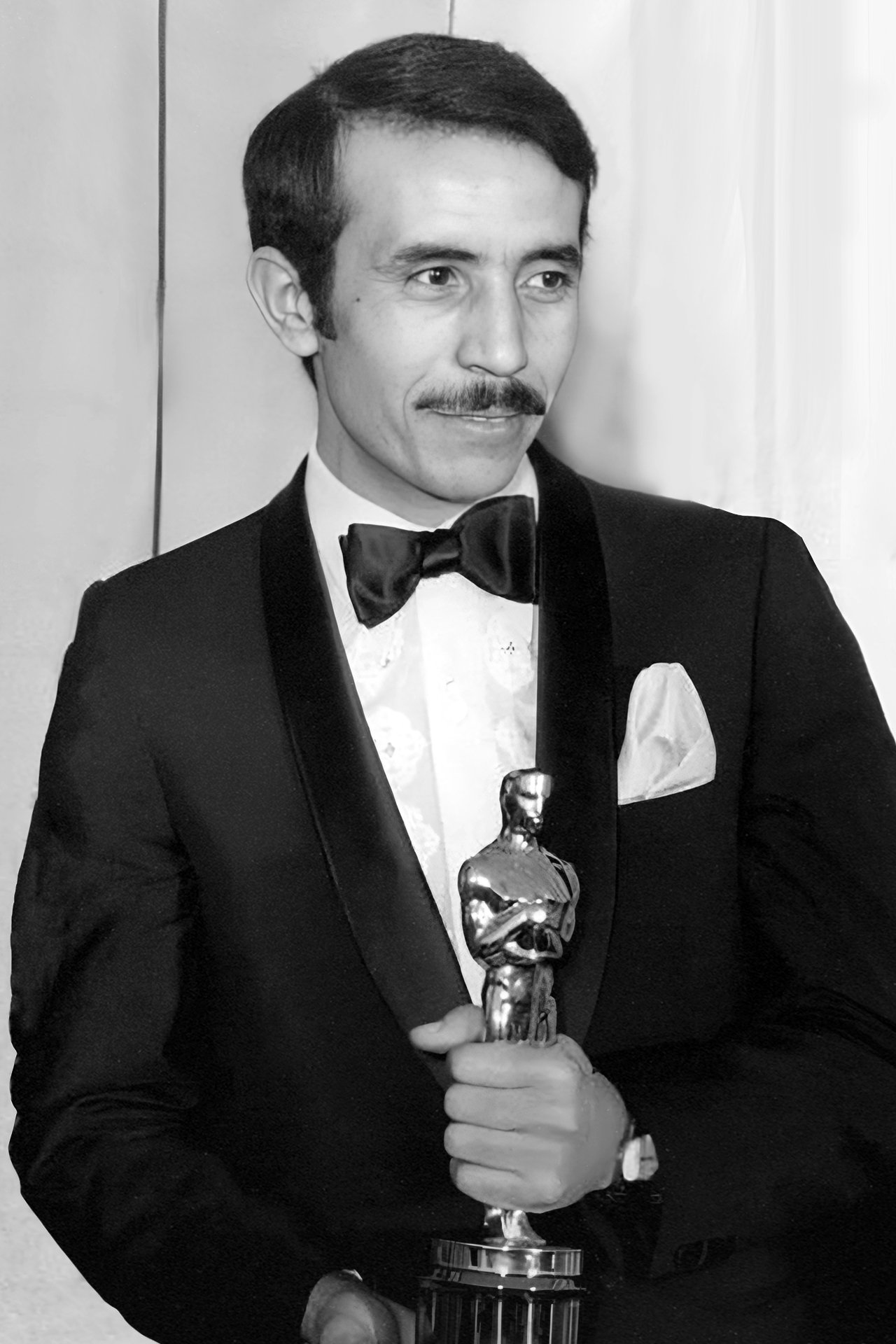 Ahmed Rachedi backdrop