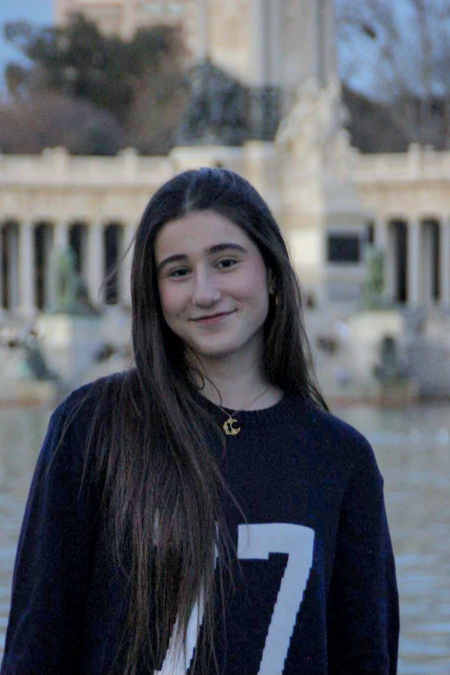 Minerva Nurko backdrop