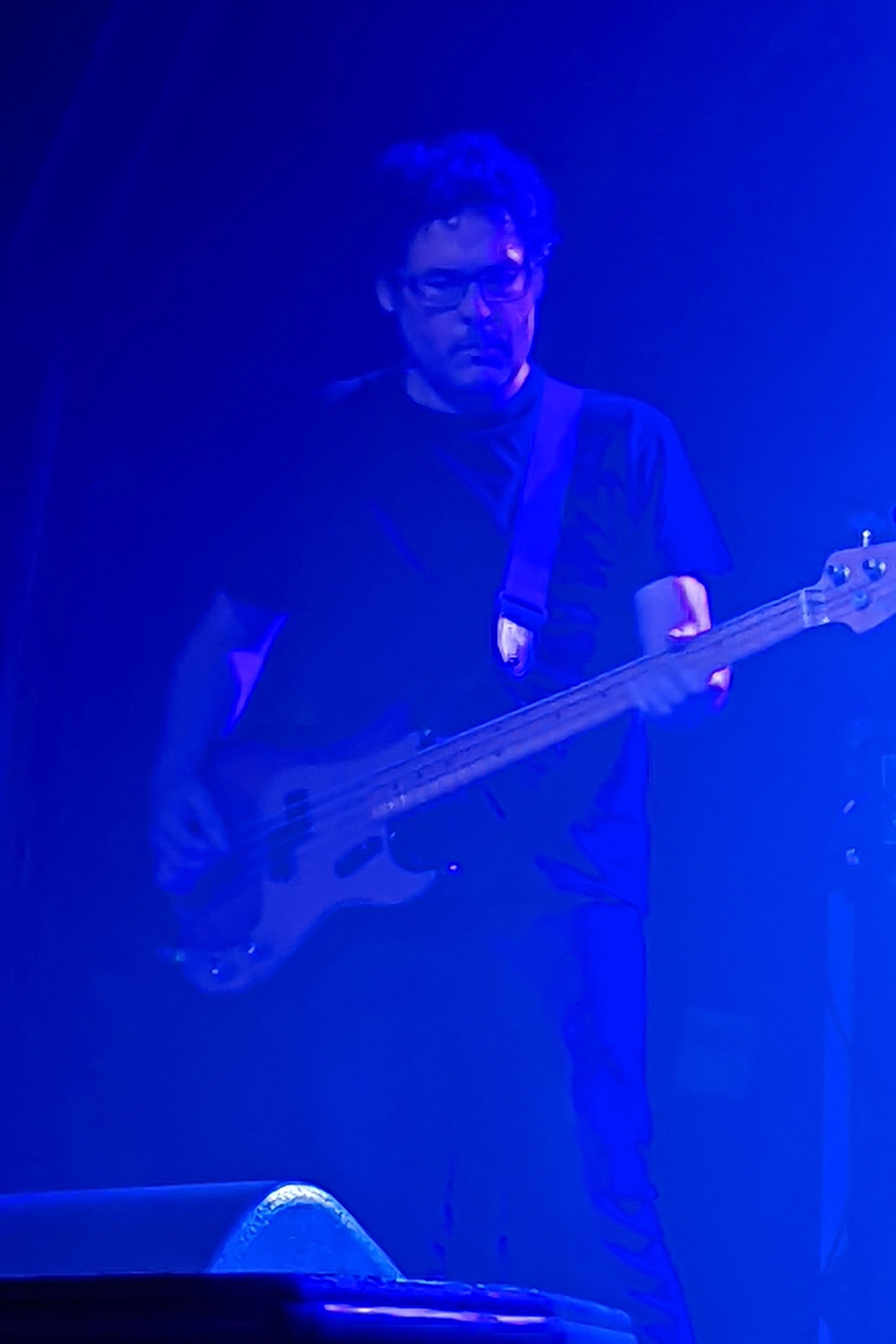 Miguel López backdrop