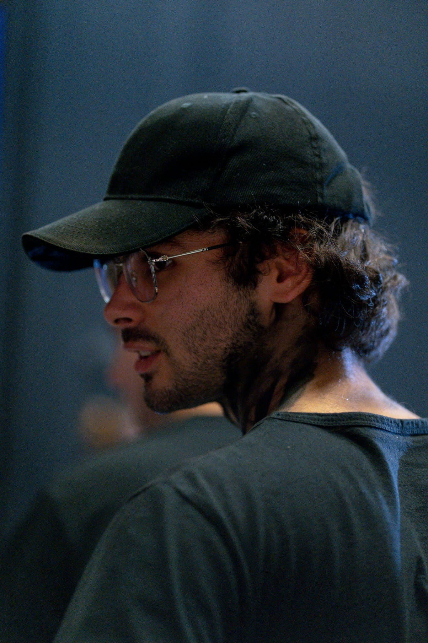 Thomás Fenn backdrop