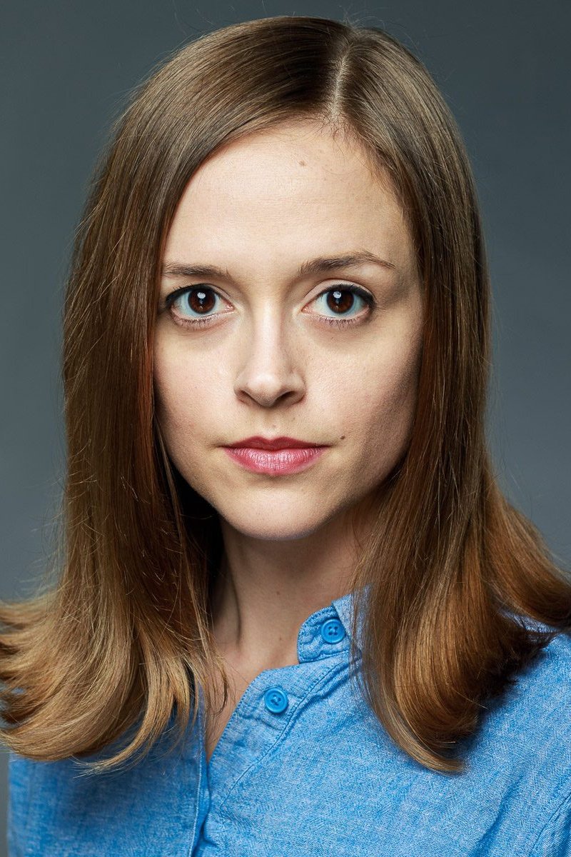 Lauren Ashley Carter backdrop