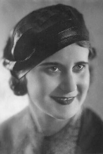 Marie Pavlíková backdrop