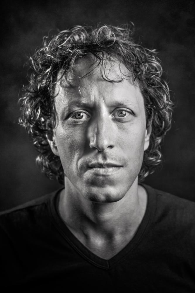 Micha Wertheim backdrop