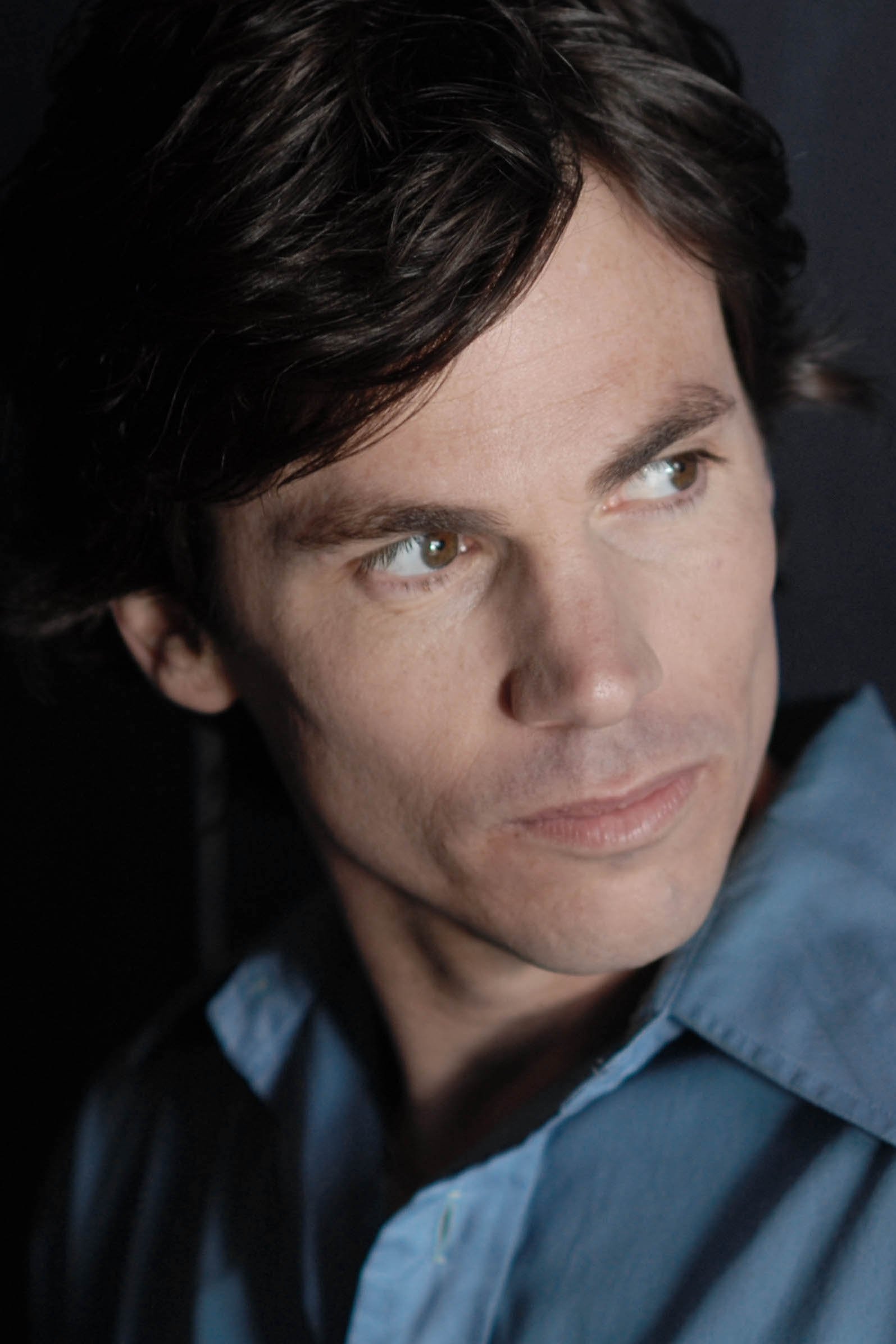 Xhejson Lofridž backdrop