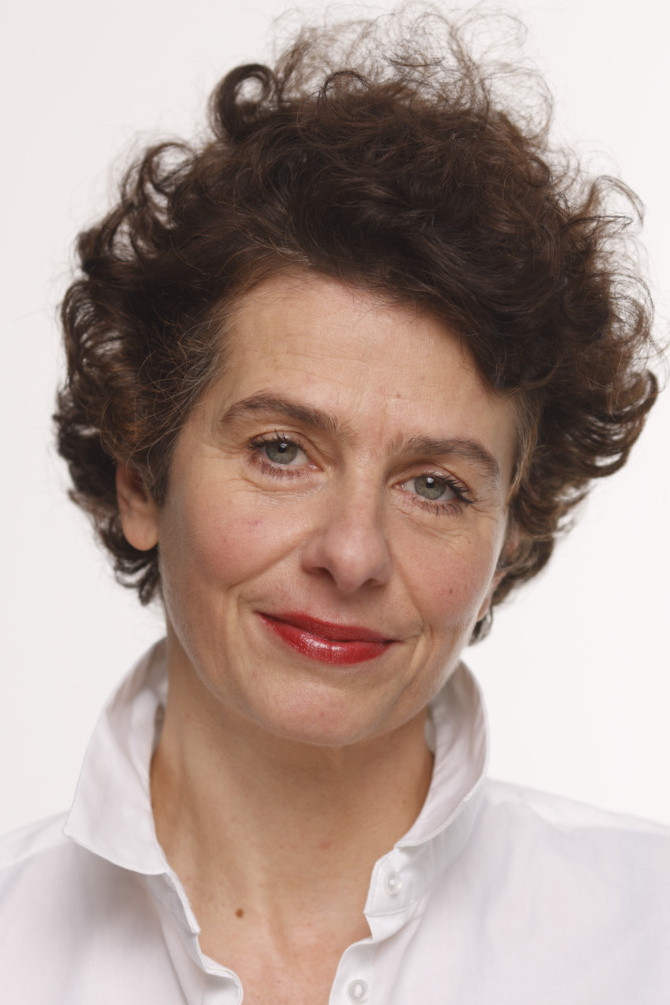 Nataša Burger backdrop