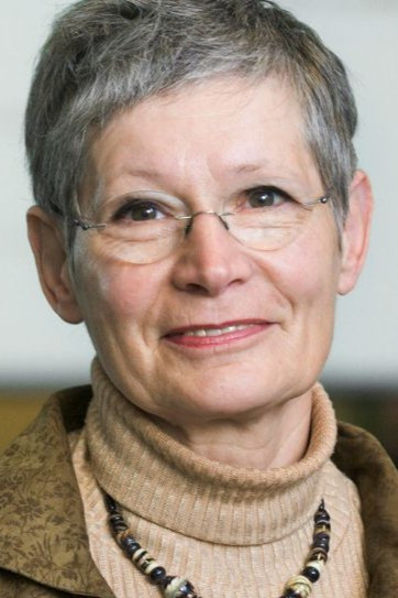 Heide Pfarr backdrop