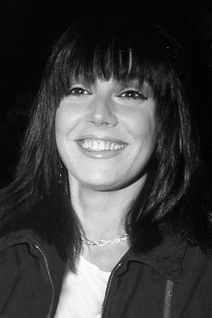 Viola Valentino backdrop