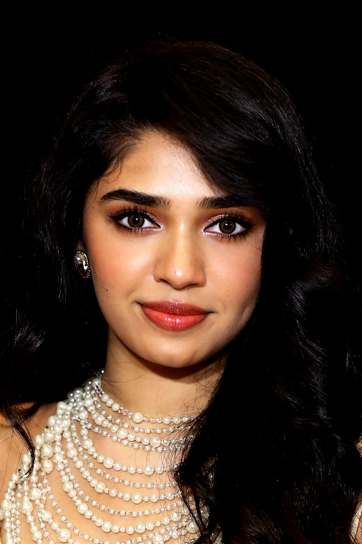 Krithi Shetty backdrop