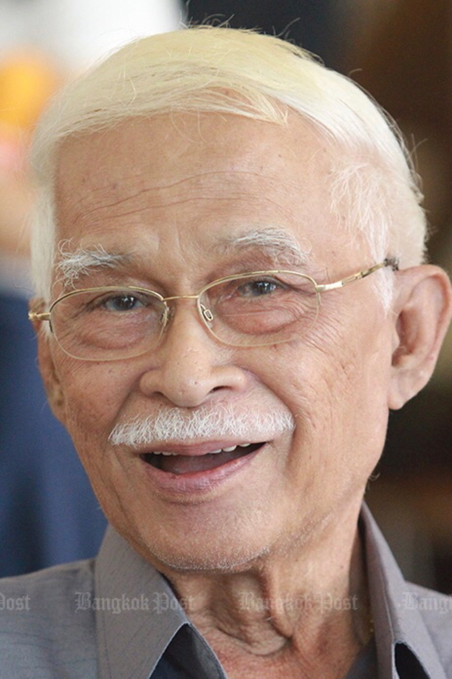 Sa-Ard Piempongsan backdrop