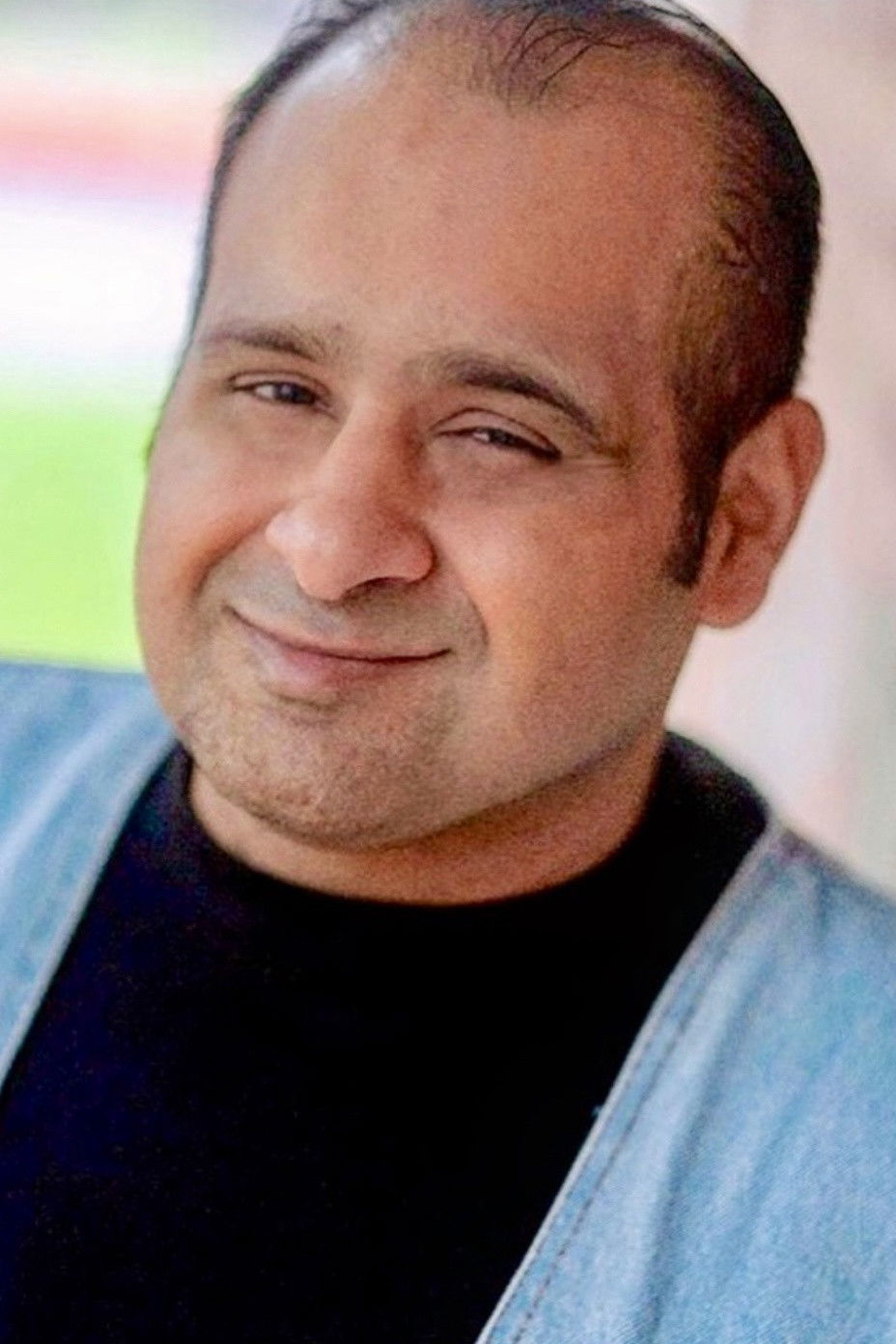 Johnny Dewan backdrop