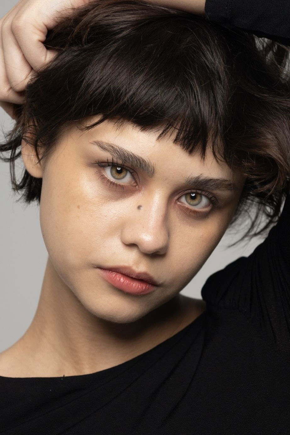 Alix Dariela backdrop