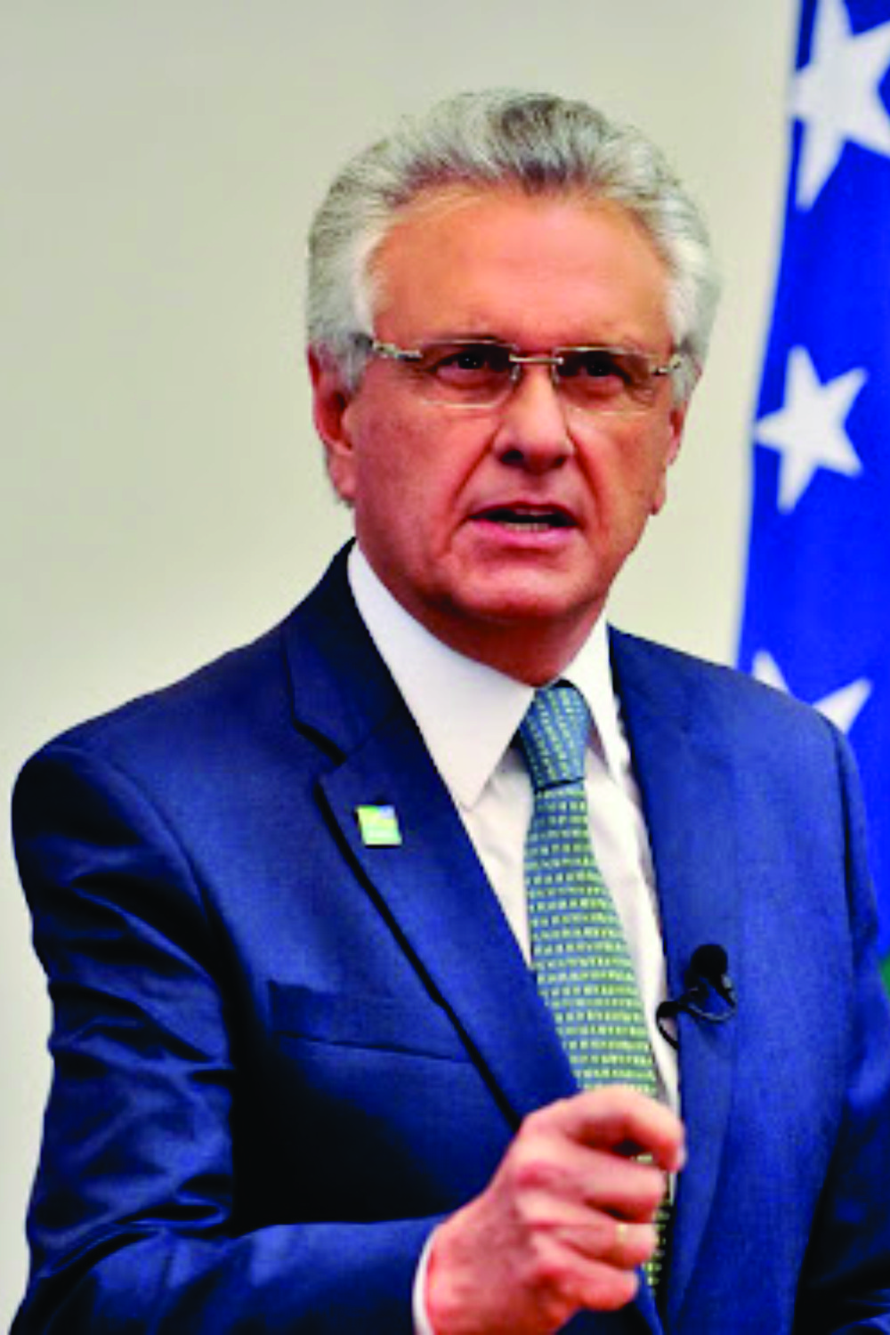 Ronaldo Caiado backdrop