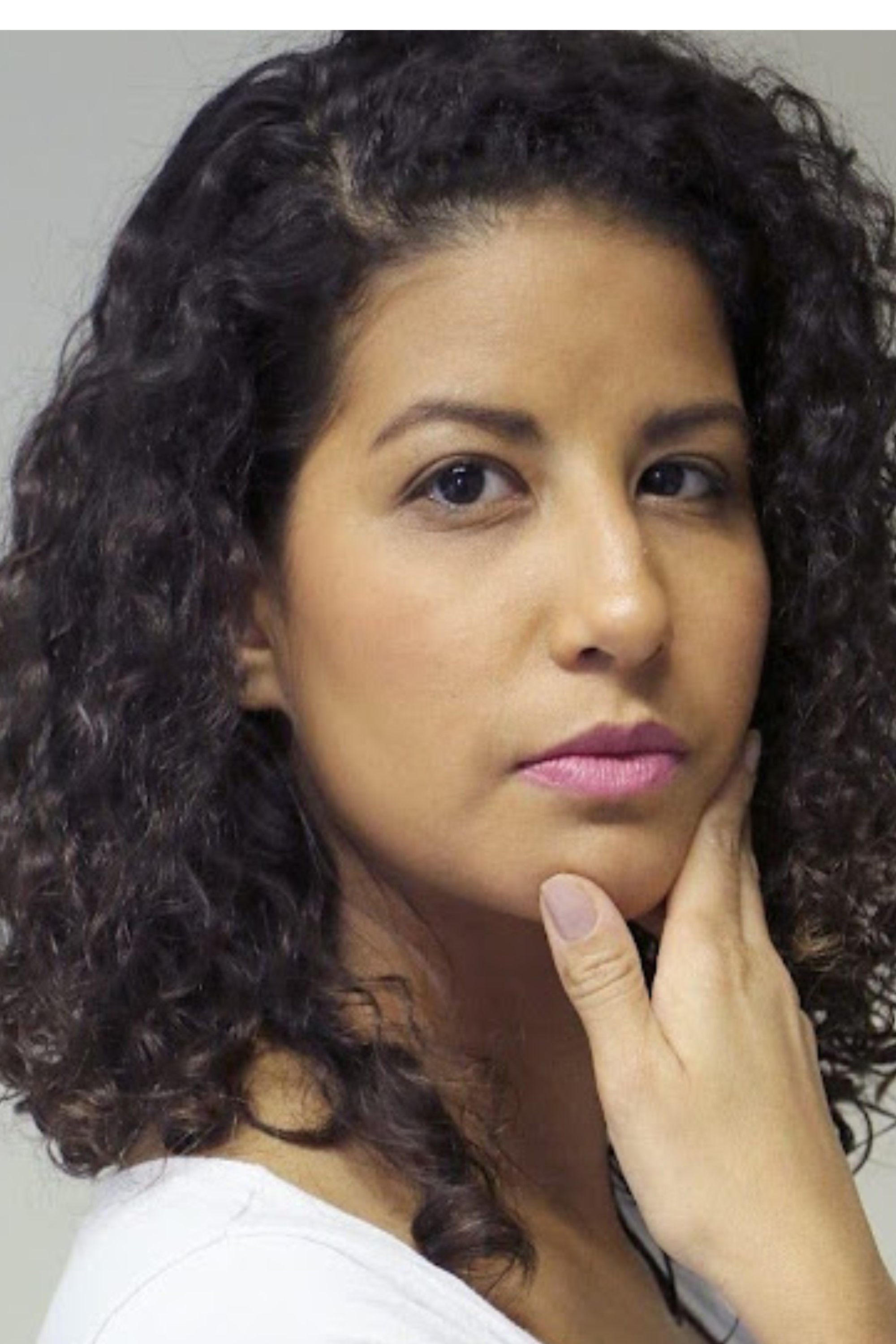 Fabi Barros backdrop