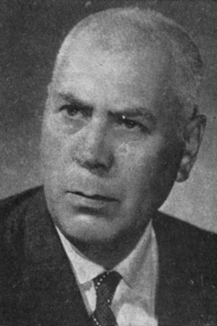 Aleksandr Ivanov backdrop