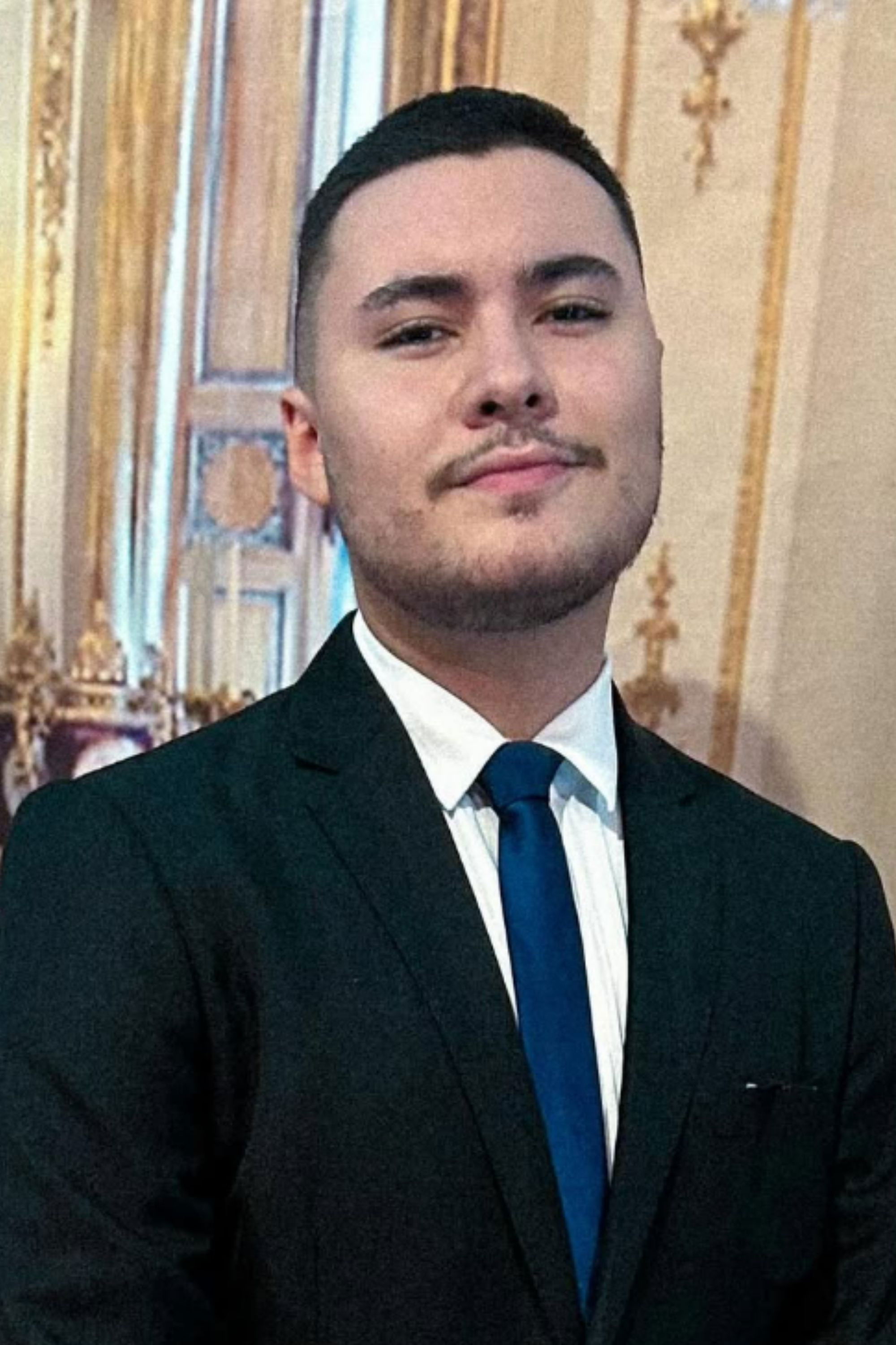 Davi Vecchi backdrop