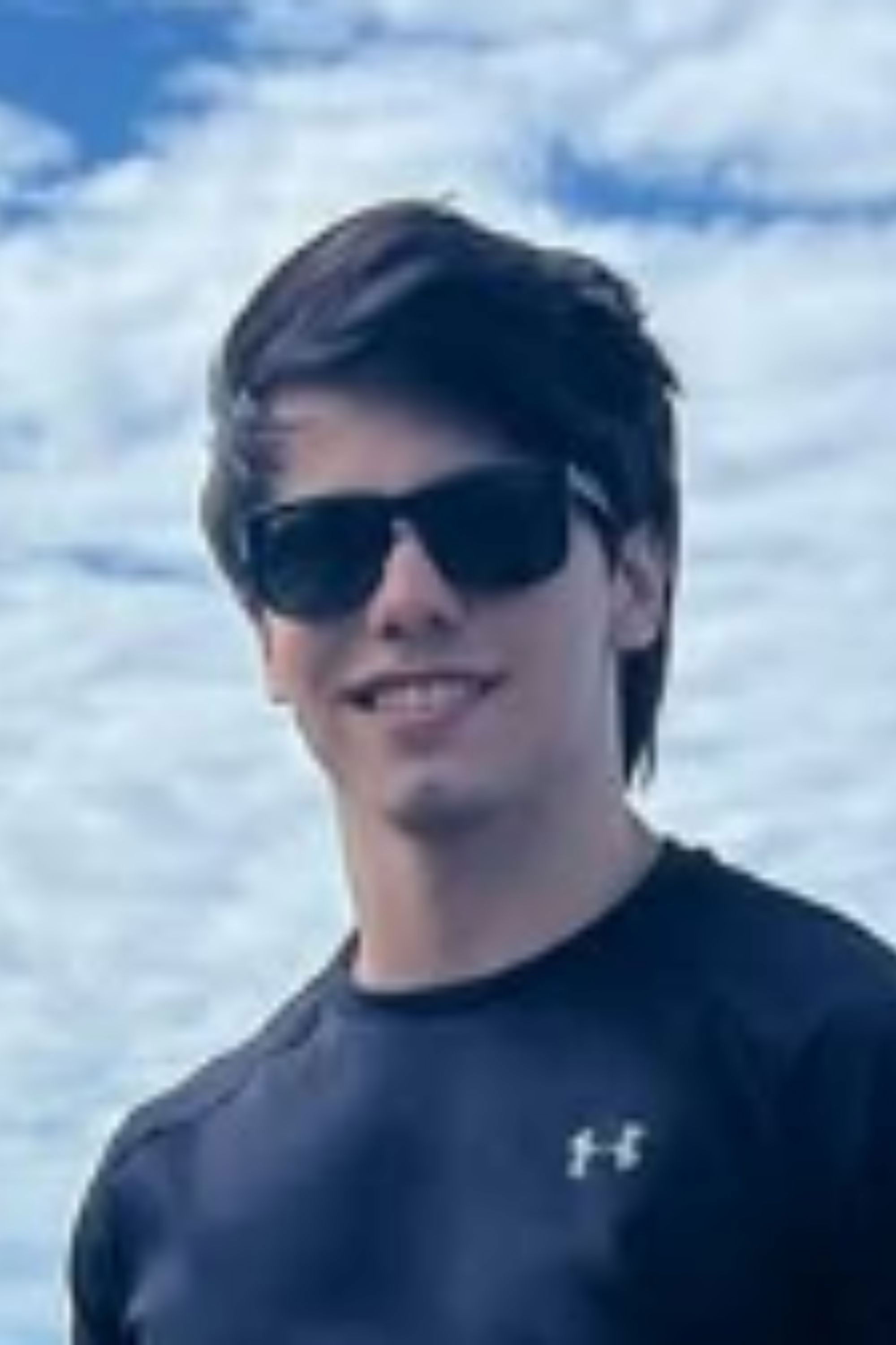 Guilherme Neuman backdrop