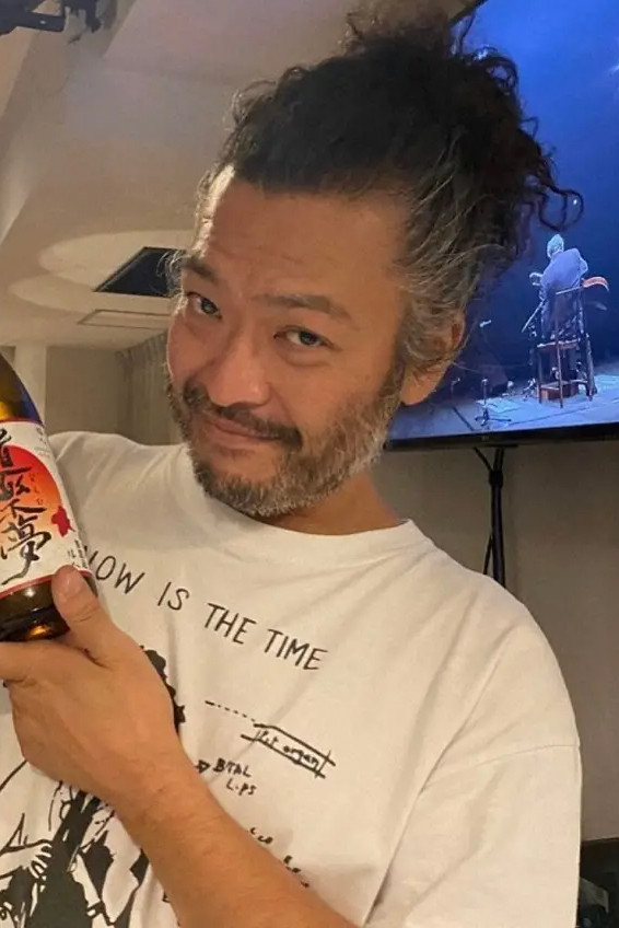 緑川直人 backdrop