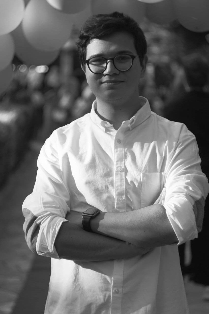 Michael Reichel backdrop