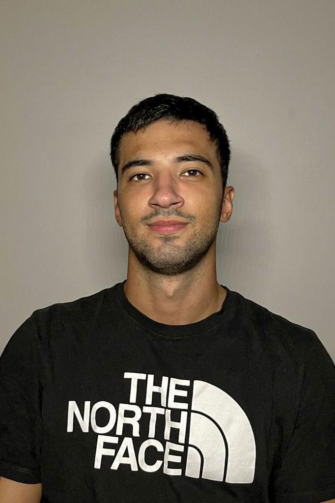 Pedro Maddonni backdrop