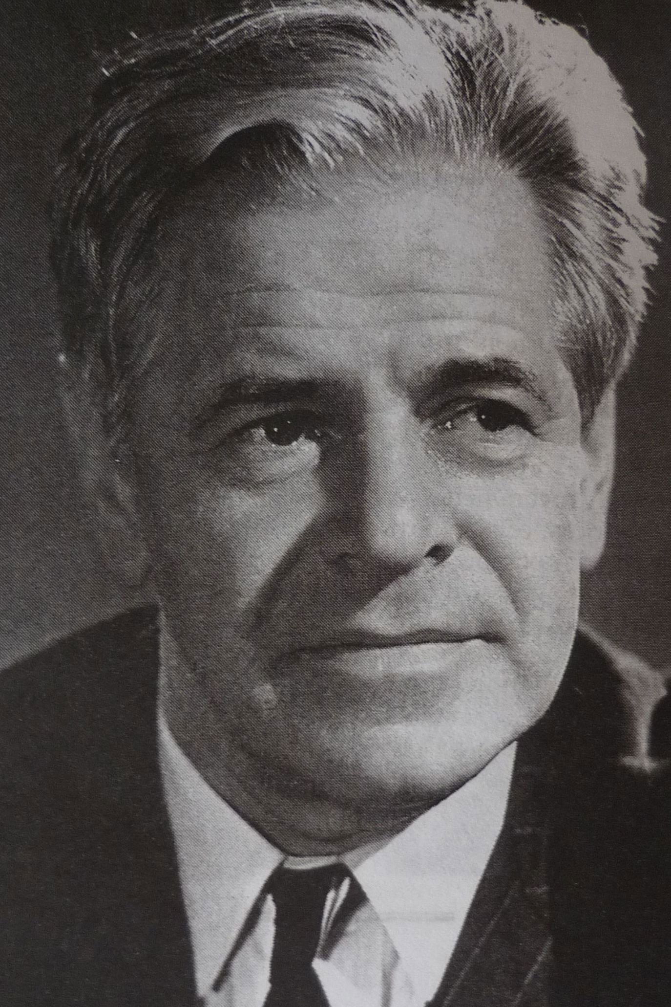 Aleksei Kapler backdrop