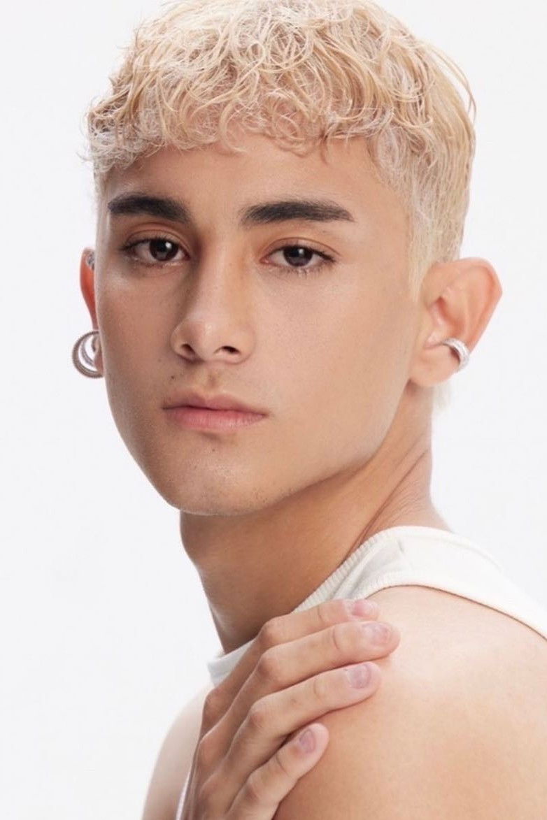 Wachirawit De Graef backdrop