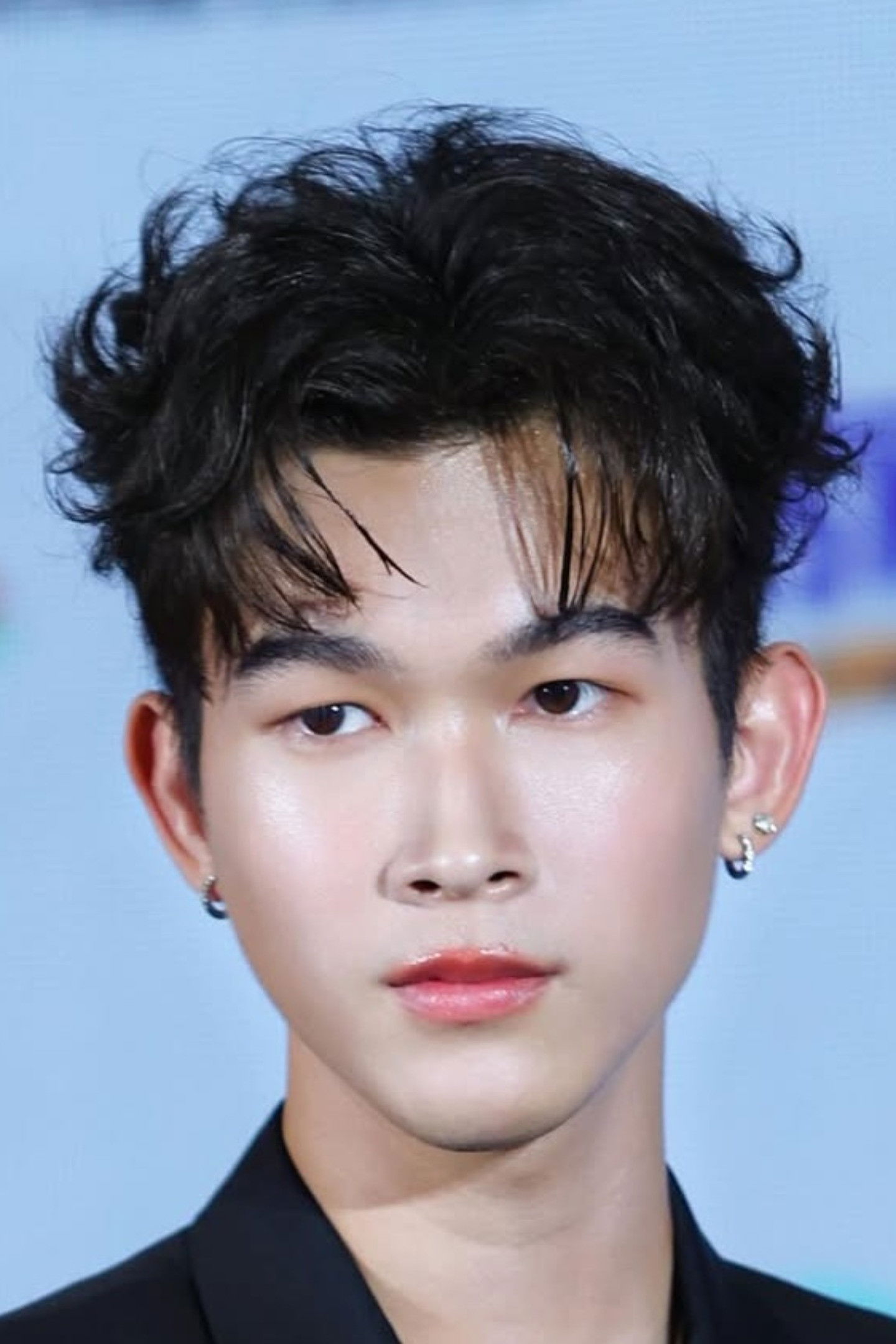 Phumhirun Boonpa backdrop