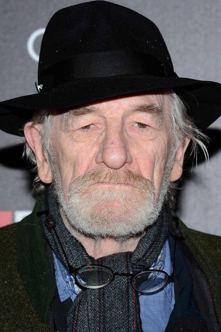 Jer O'Leary backdrop