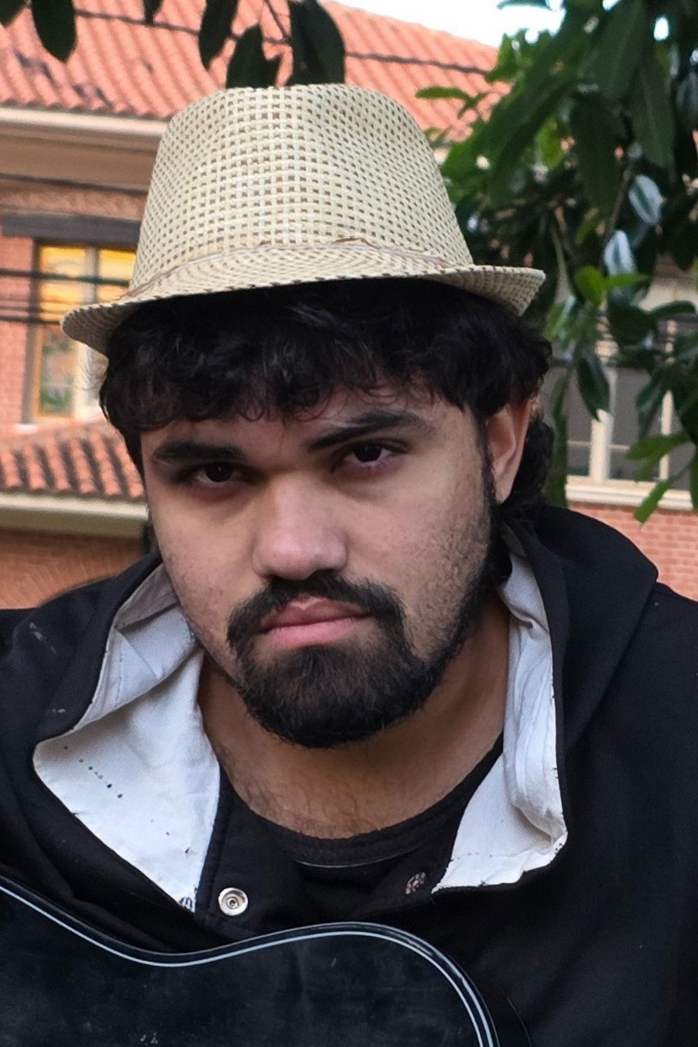 Vinícius D. Tavares backdrop