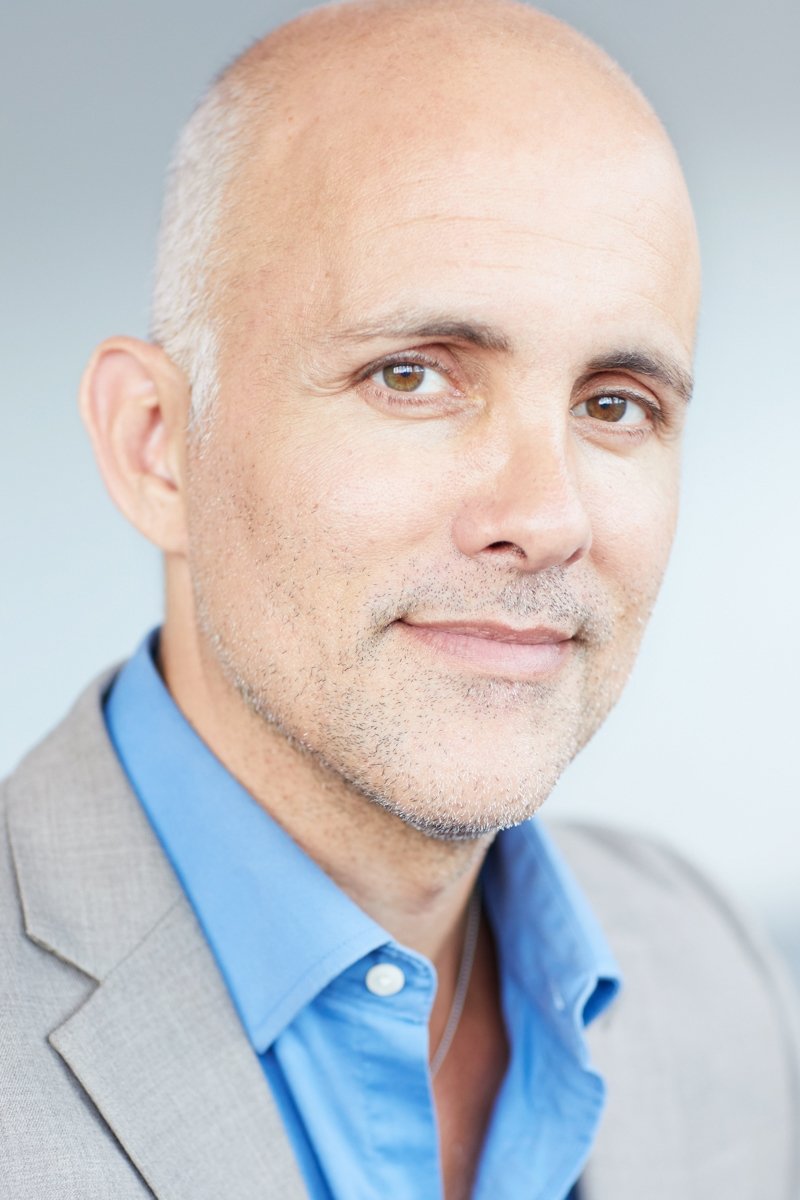 Simon Anthony backdrop