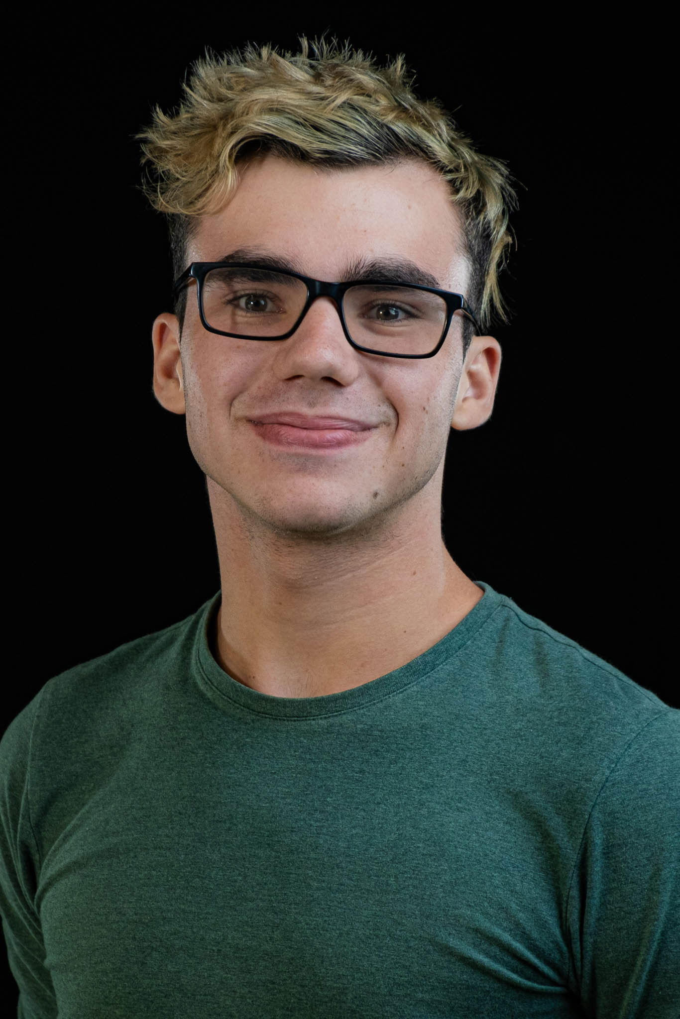 Jozeph Hangtington backdrop