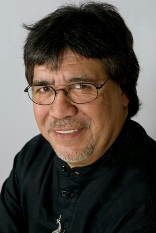 Luis Sepúlveda backdrop