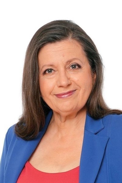 Zuzana Kronerová backdrop