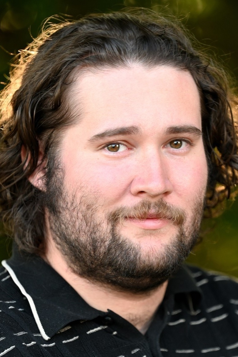 Darius Carriger backdrop