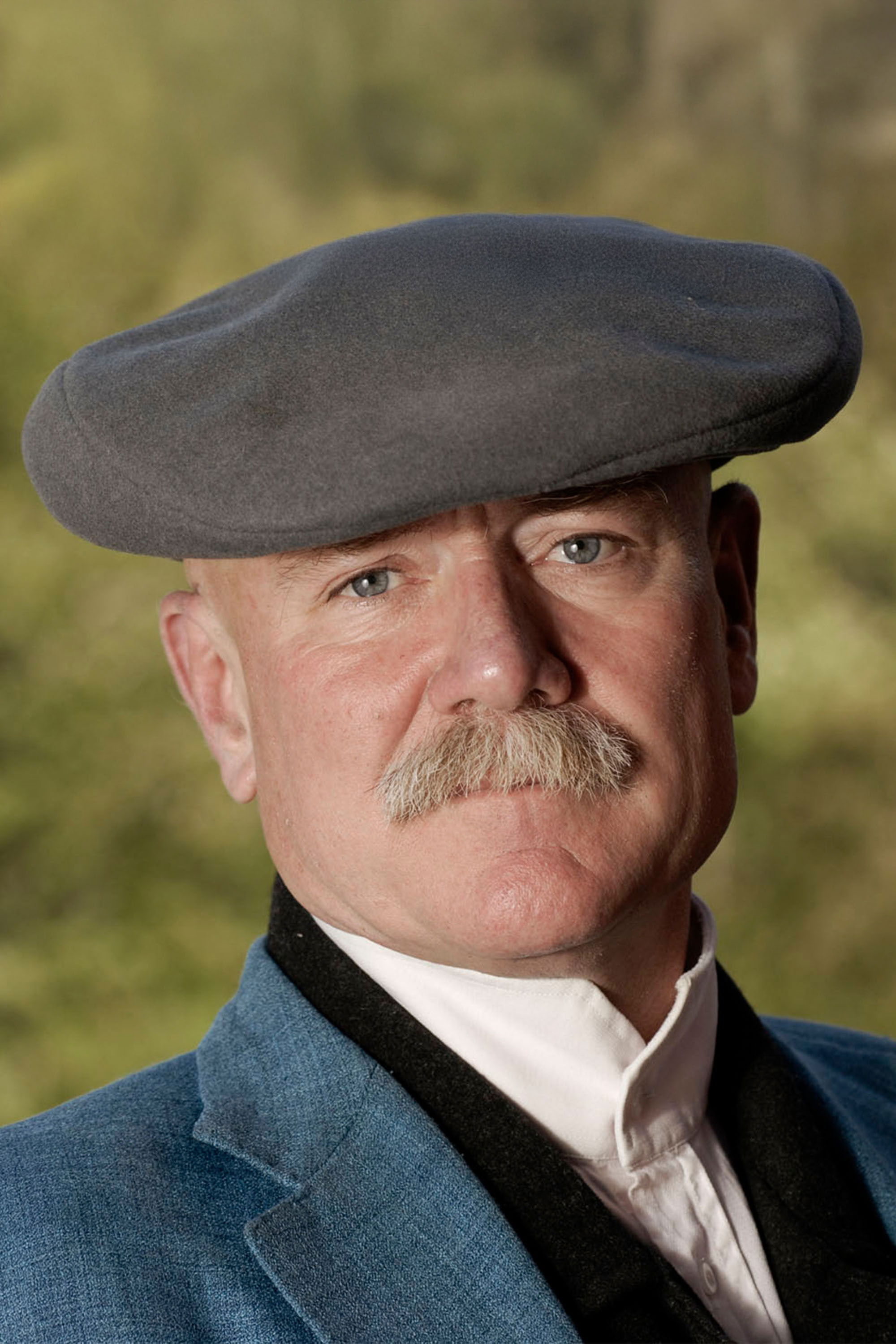 Thomas Goltz backdrop