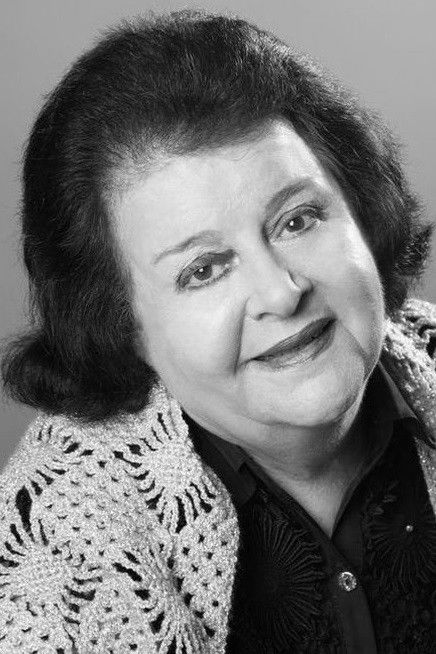 Bella Churkina backdrop