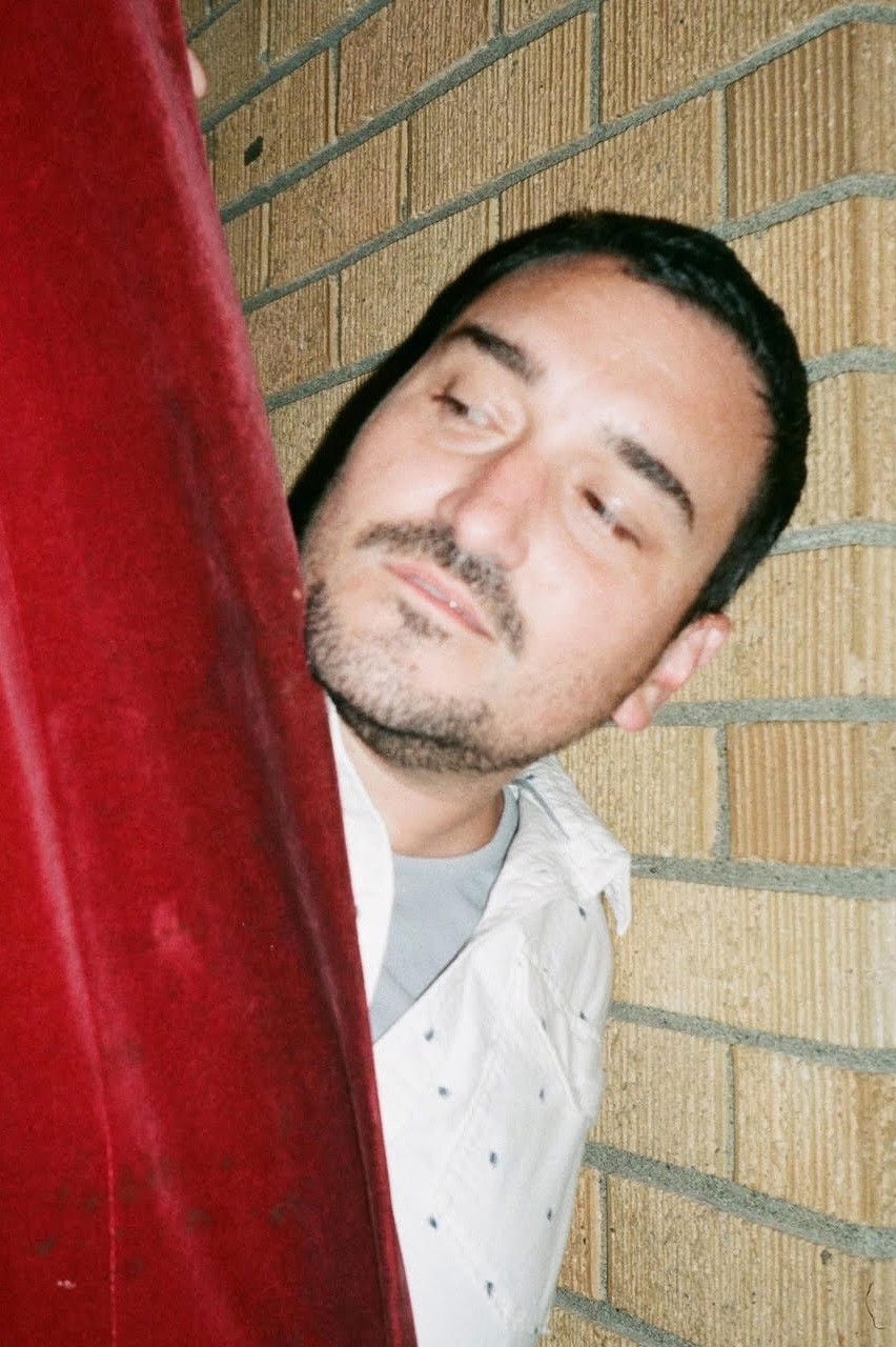 Pol Plastino backdrop