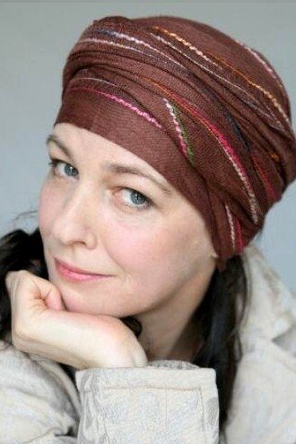 Irina Dalle backdrop