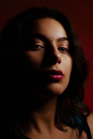 Linna Nascimento backdrop