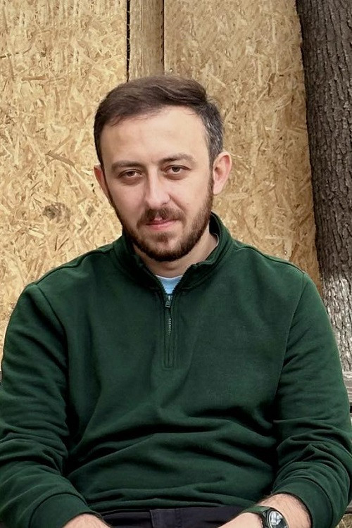 Giorgi Janjghava backdrop