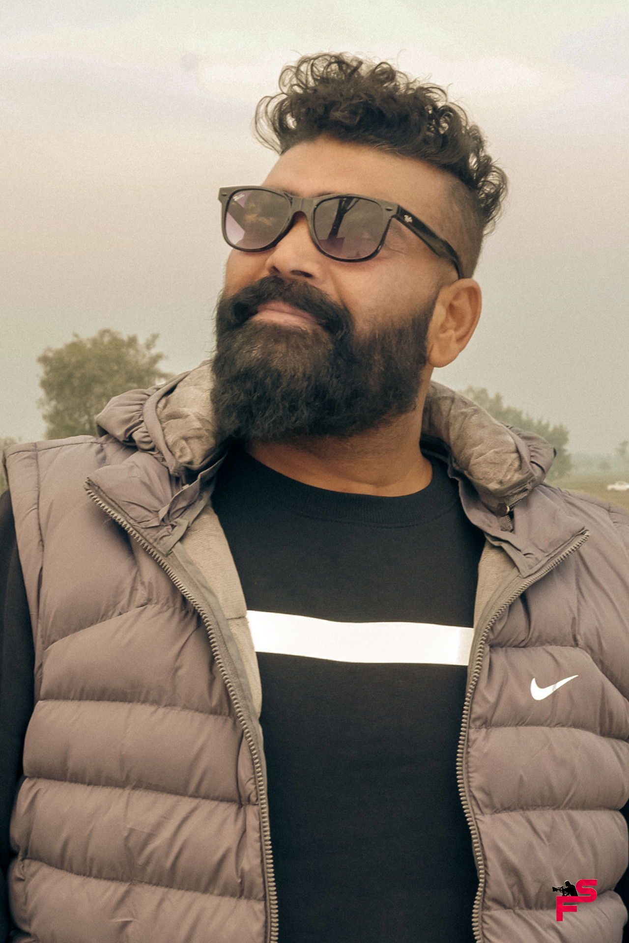 Sunny Bhatti backdrop