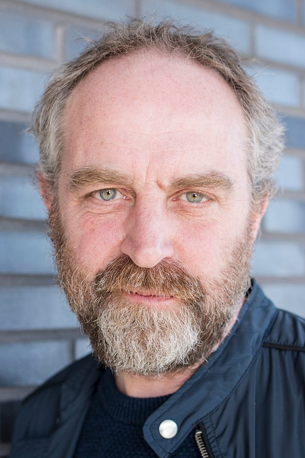 Kristian Figenschow backdrop