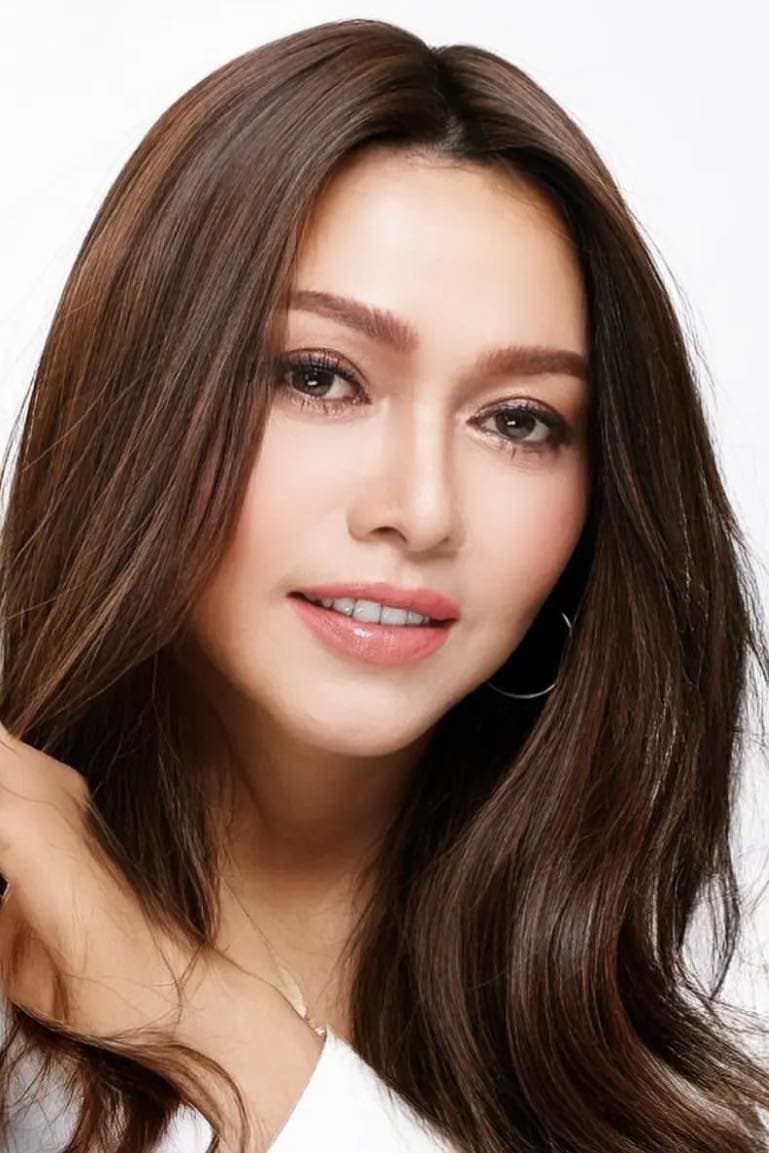 Wipawee Charoenpura backdrop