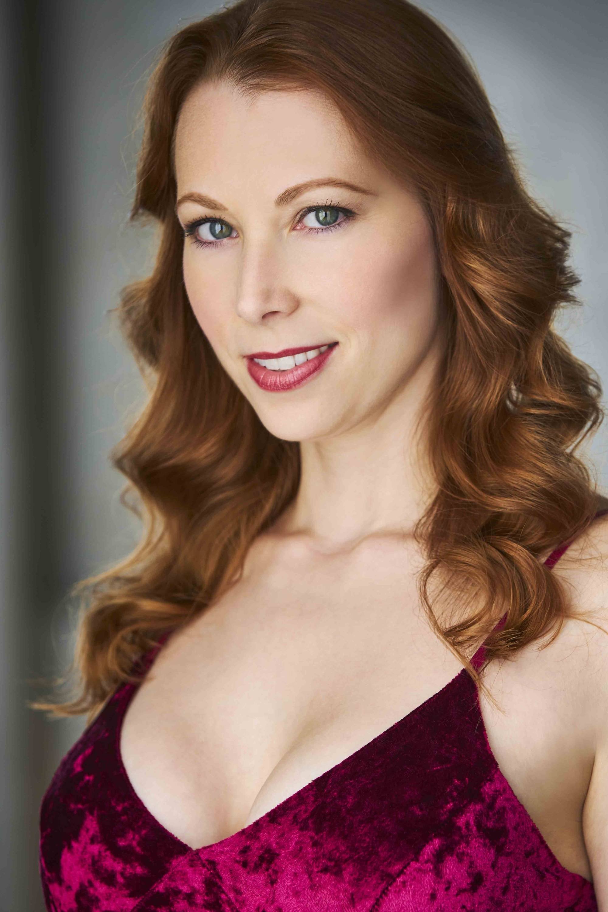 Jennifer Day backdrop