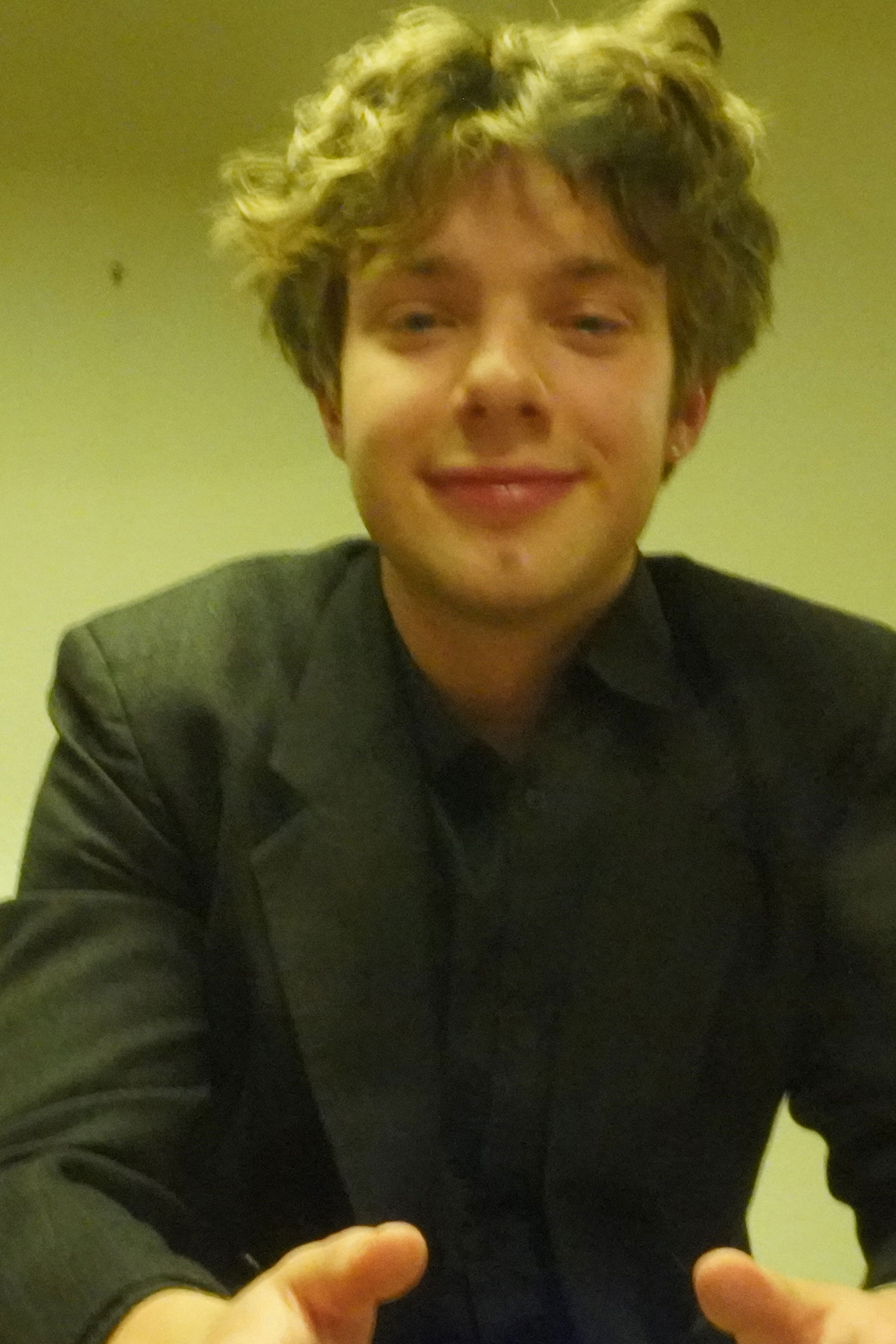 Harper Barnett backdrop